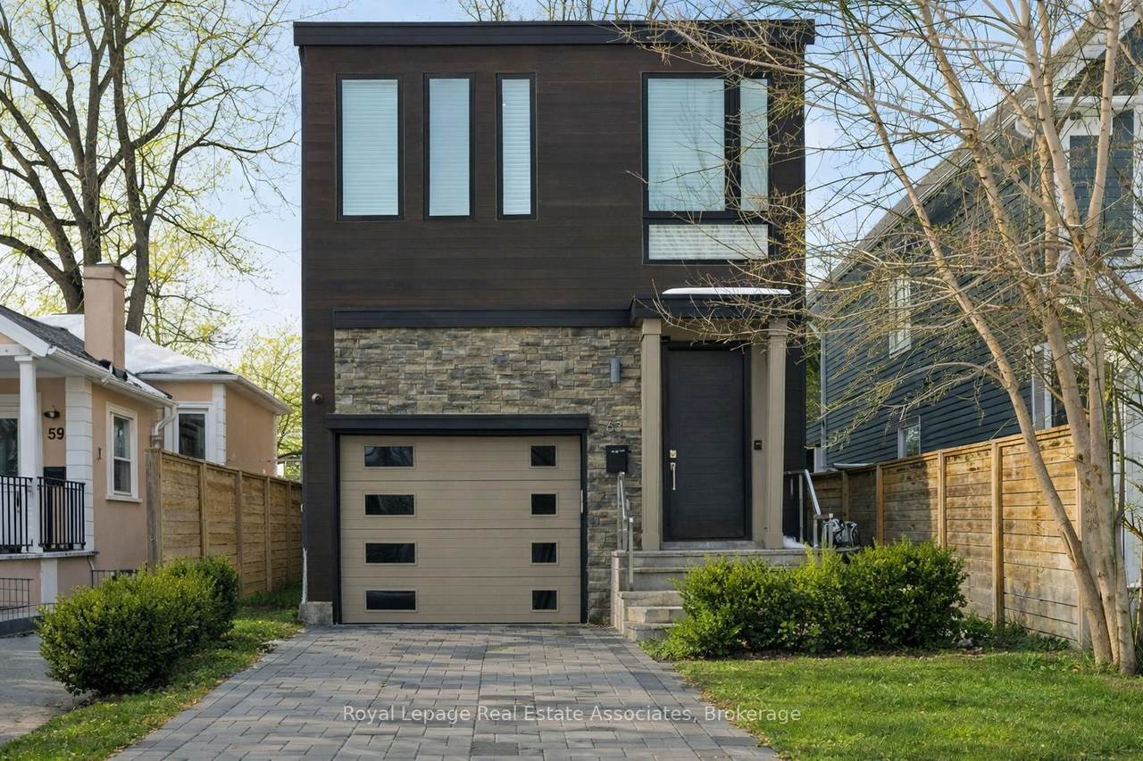 https://bt-photos.global.ssl.fastly.net/toronto/1280_boomver_1_W12950394-1.jpg