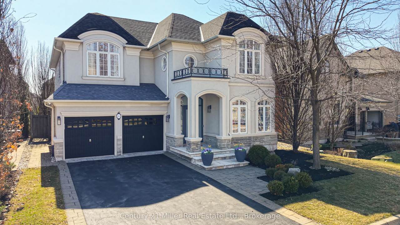 202 Innville Crescent - Photo 1