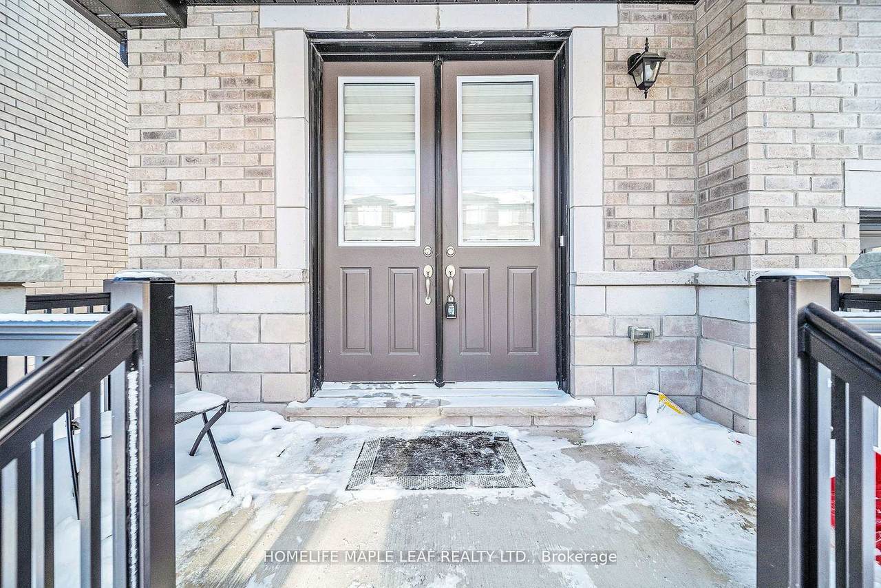https://bt-photos.global.ssl.fastly.net/toronto/orig_boomver_1_W12953786-1.jpg