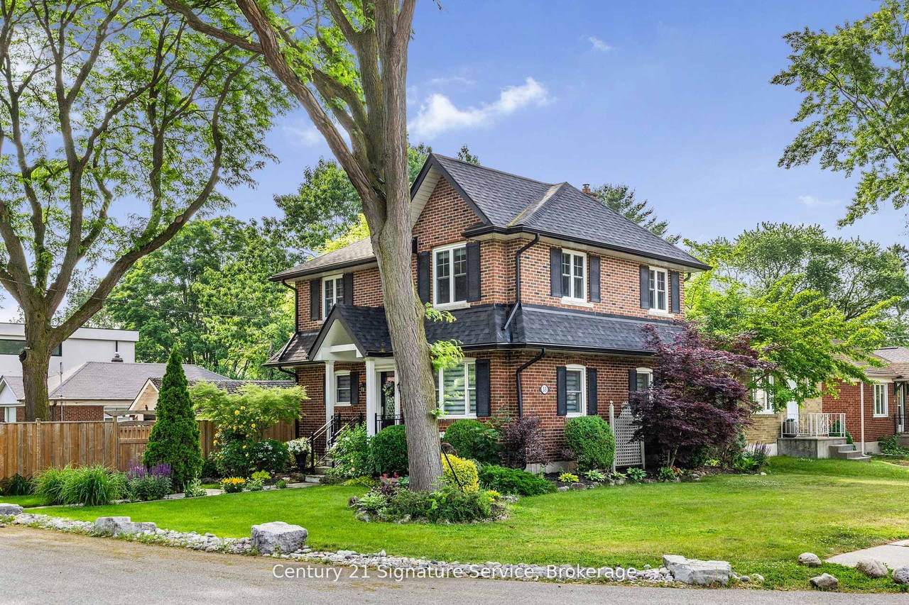 33 Mcintosh Avenue - Photo 1
