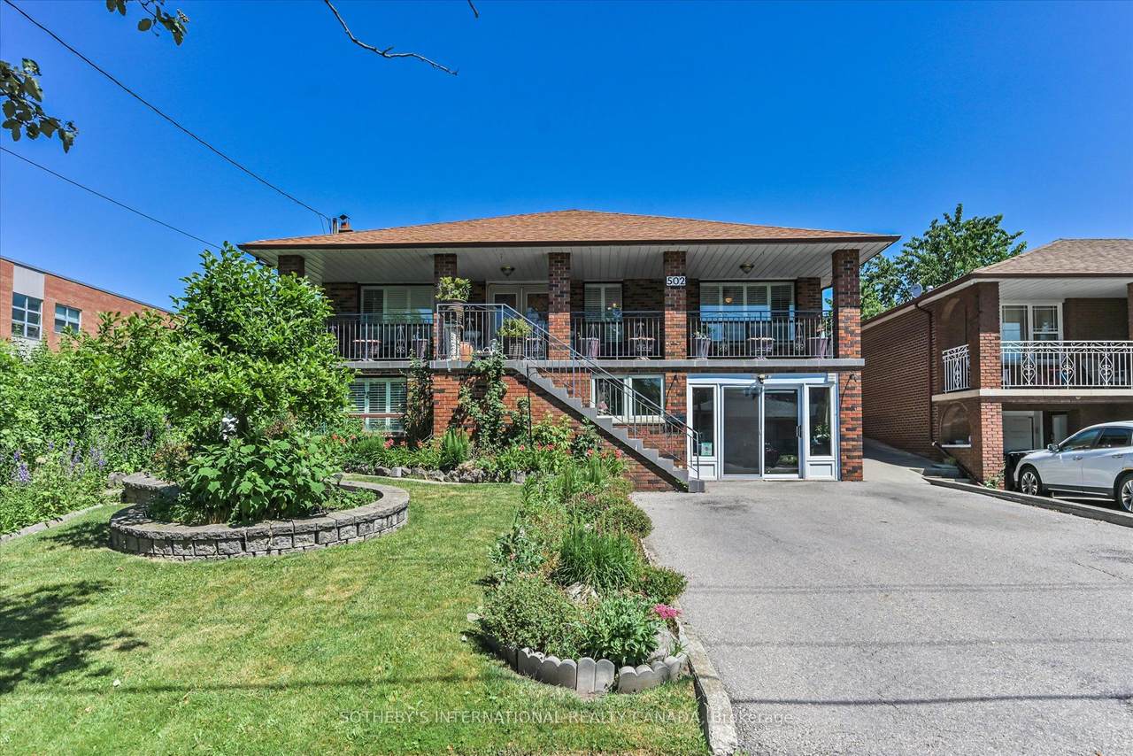 502 Queens Drive - Photo 1