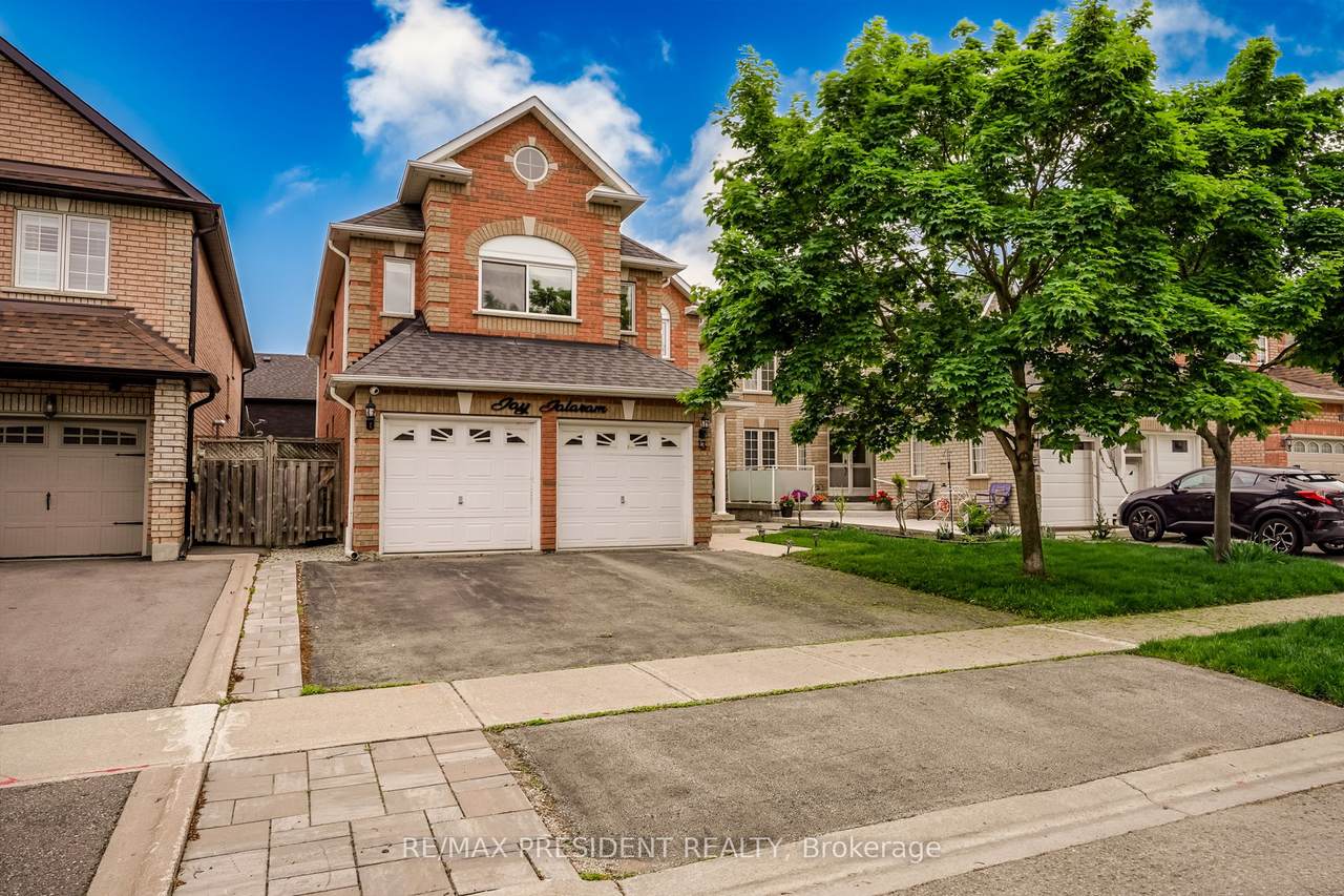 https://bt-photos.global.ssl.fastly.net/toronto/1280_boomver_1_W13008358-1.jpg