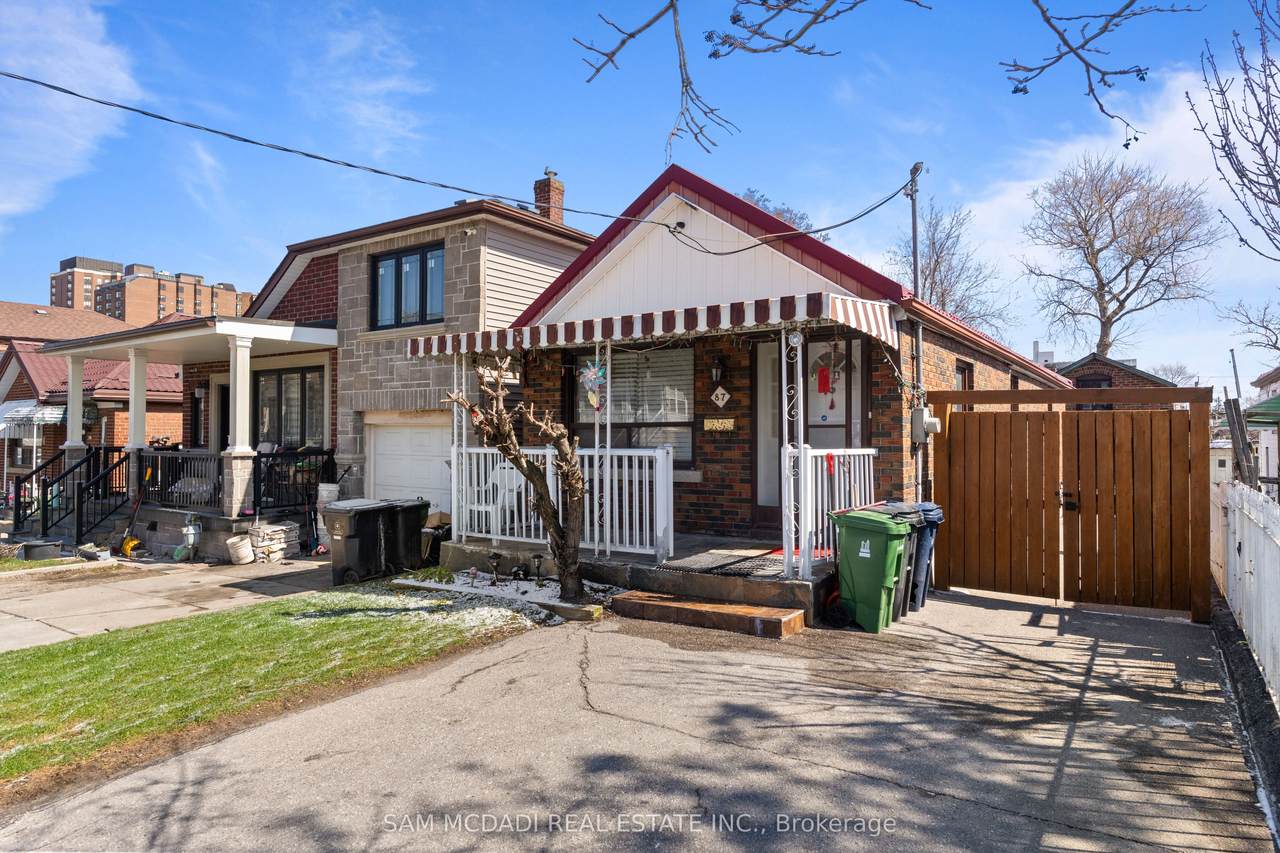 https://bt-photos.global.ssl.fastly.net/toronto/1280_boomver_1_W13008654-1.jpg
