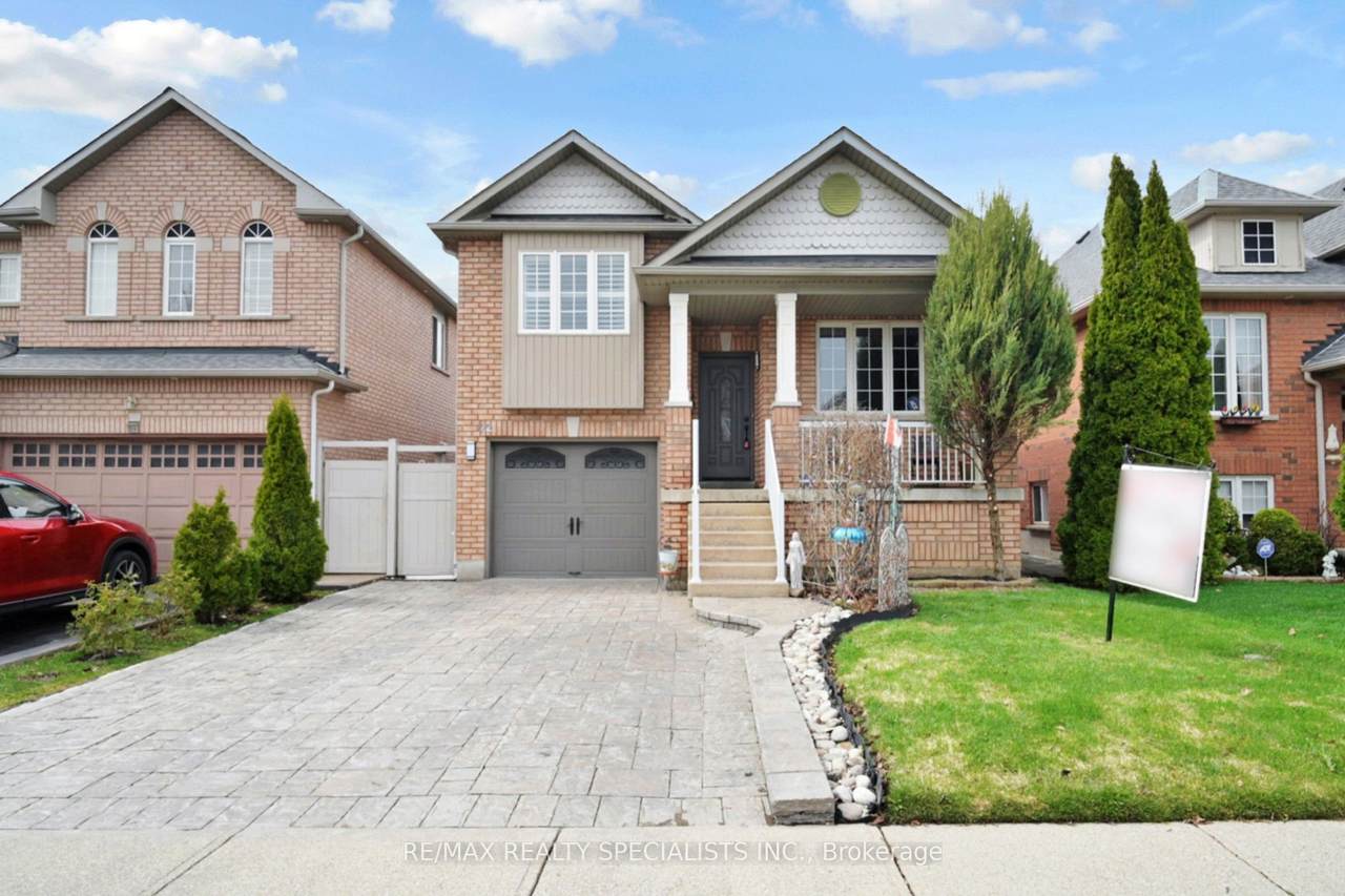 22 Thimbleberry Street - Photo 1