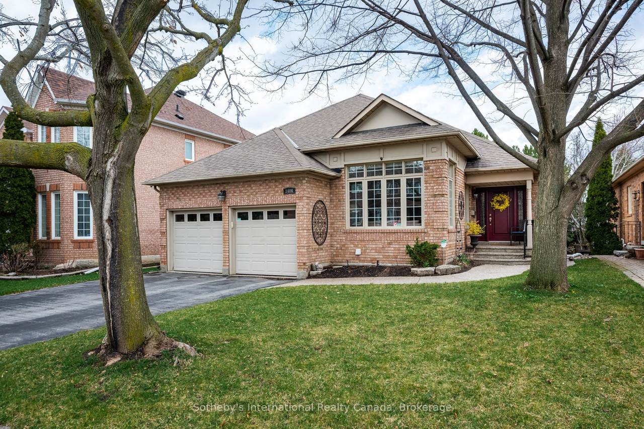 1406 Summerhill Crescent - Photo 1