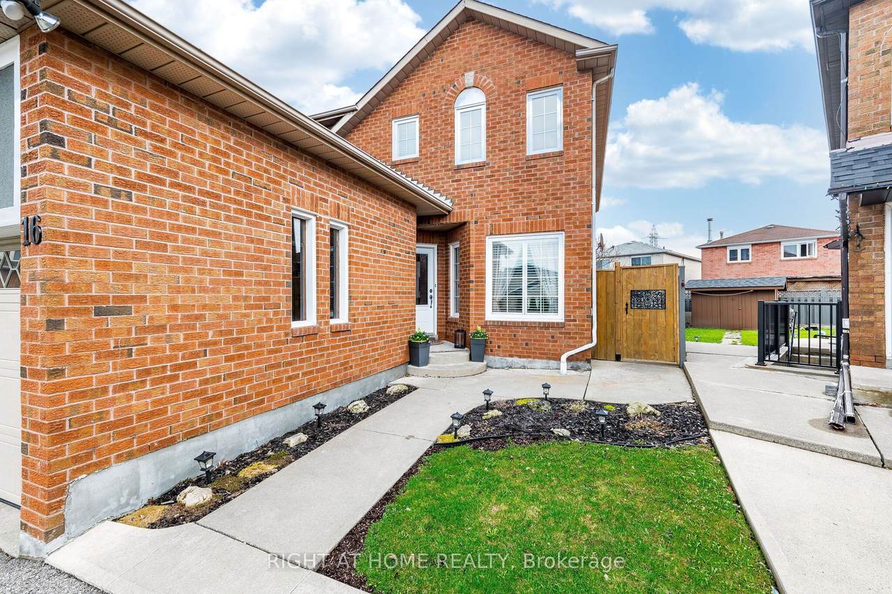 https://bt-photos.global.ssl.fastly.net/toronto/1280_boomver_1_W13012312-1.jpg