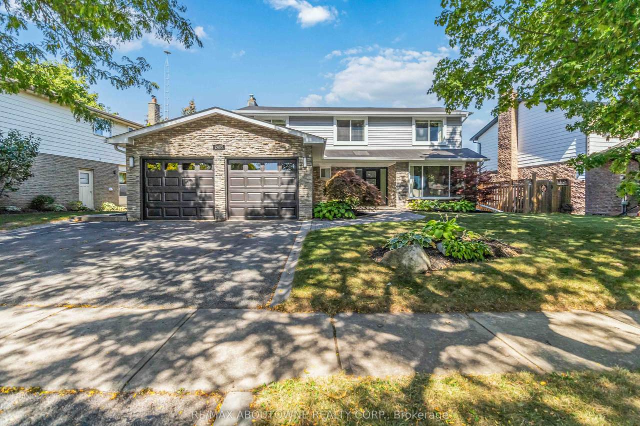 2485 Woburn Crescent - Photo 1
