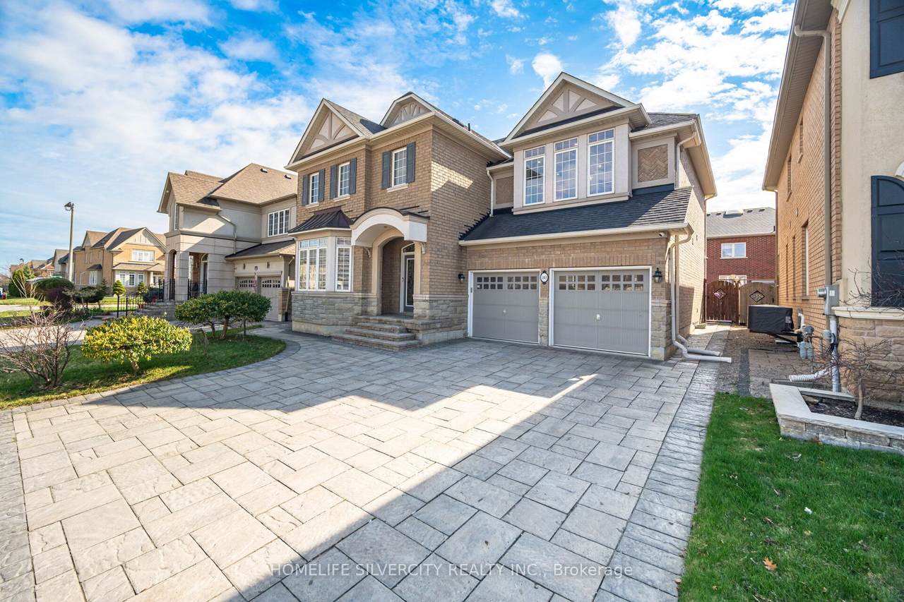 https://bt-photos.global.ssl.fastly.net/toronto/1280_boomver_1_W13012768-1.jpg