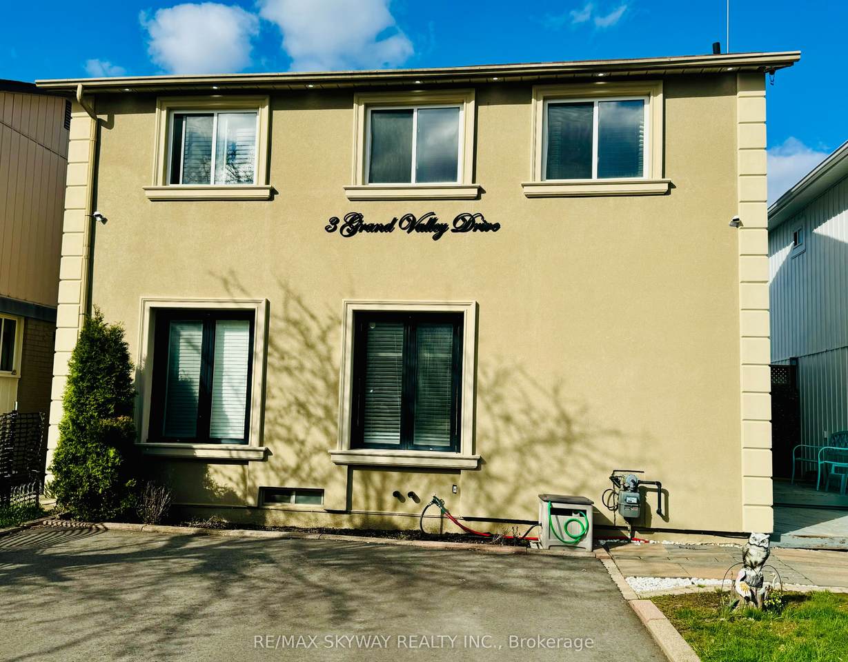3 Grand Valley Drive - Photo 1