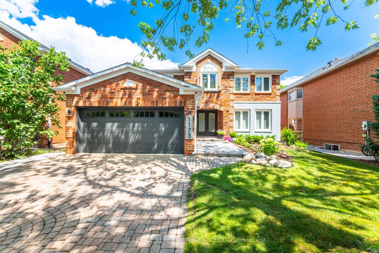 https://bt-photos.global.ssl.fastly.net/toronto/1280_boomver_1_W13089840-1.jpg