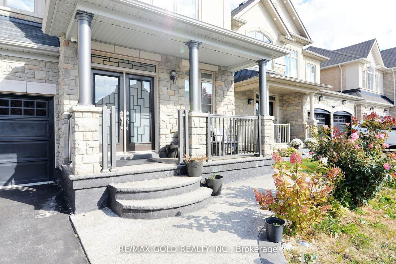 https://bt-photos.global.ssl.fastly.net/toronto/1280_boomver_1_W13090710-1.jpg