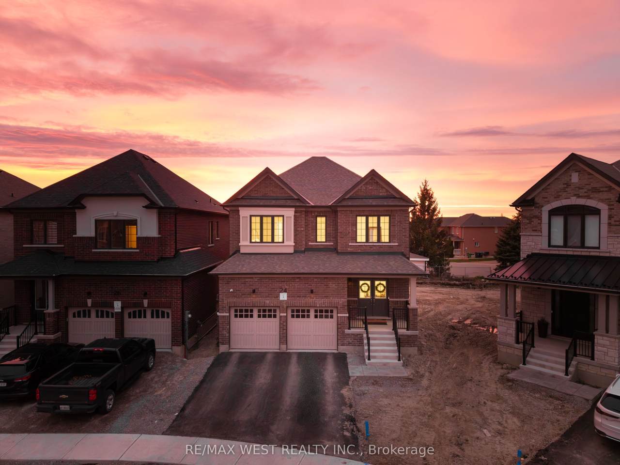 24 Hanton Crescent - Photo 1