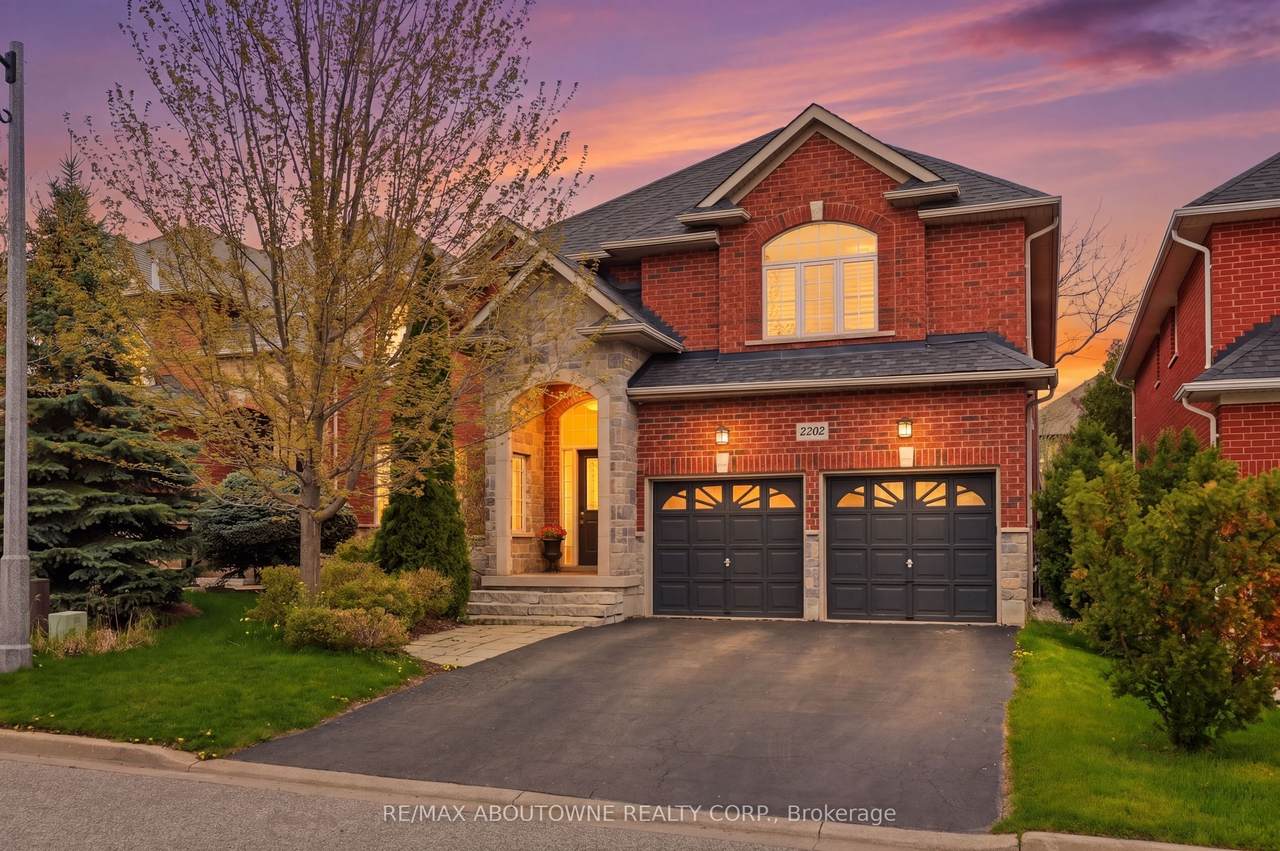 2202 Brookhaven Crescent - Photo 1
