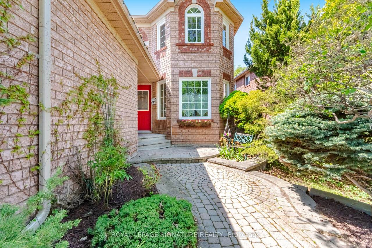 https://bt-photos.global.ssl.fastly.net/toronto/1280_boomver_1_W13167462-1.jpg