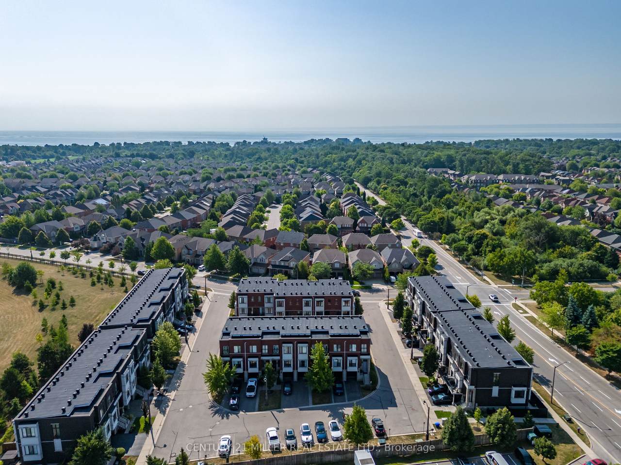 https://bt-photos.global.ssl.fastly.net/toronto/1280_boomver_1_W13229704-1.jpg