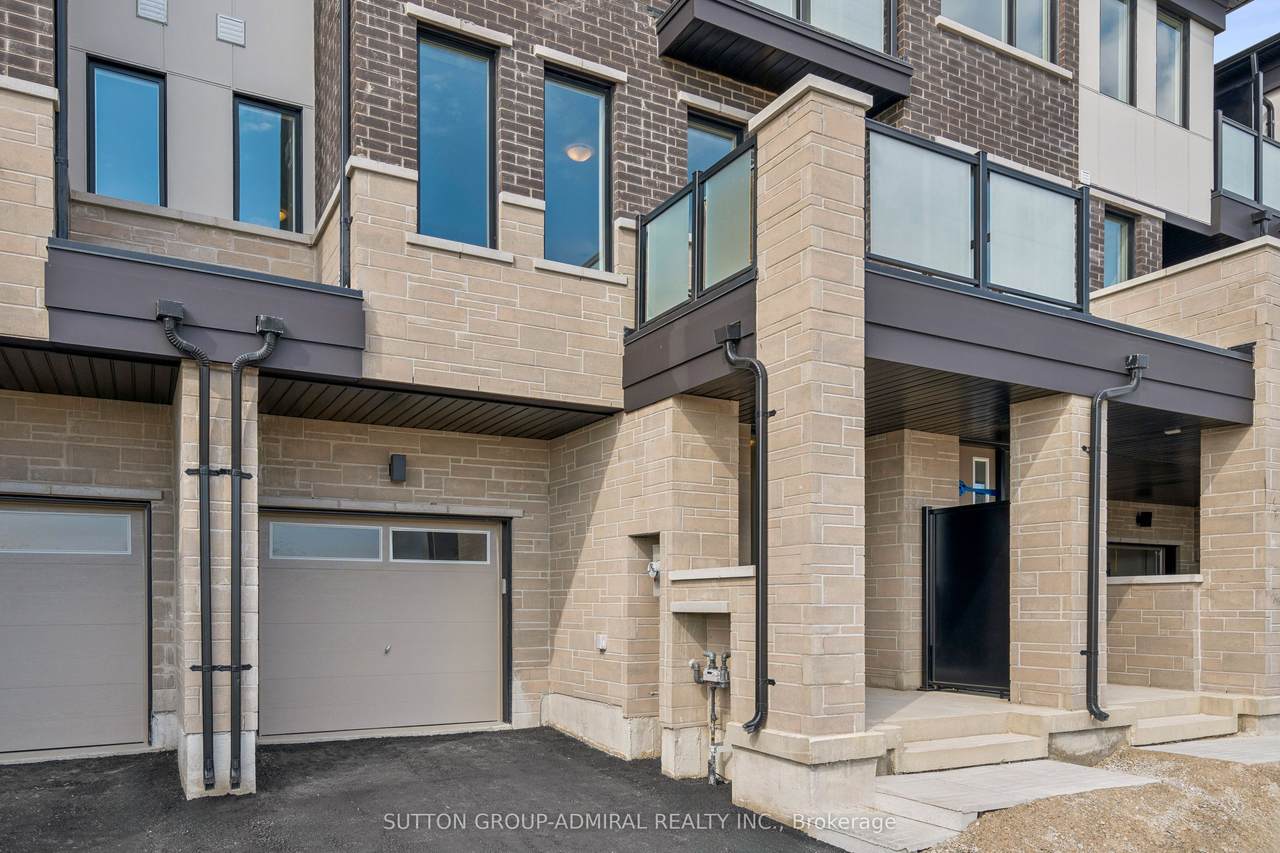 https://bt-photos.global.ssl.fastly.net/toronto/1280_boomver_1_W13434522-1.jpg