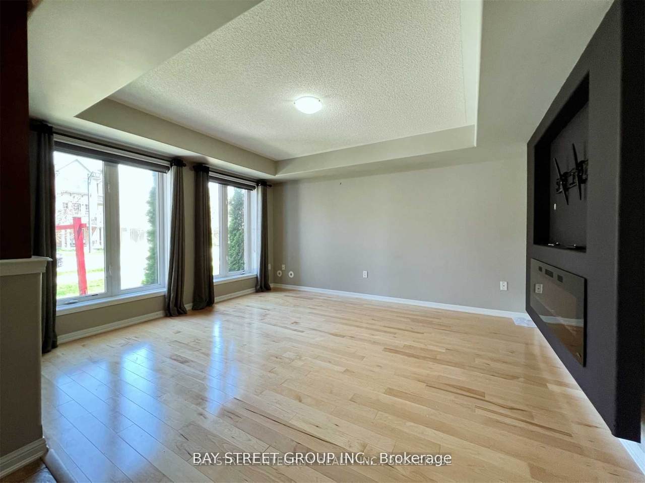 656 Holly Avenue - Photo 1