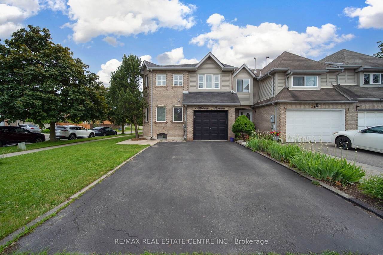1 Wooliston Crescent - Photo 1