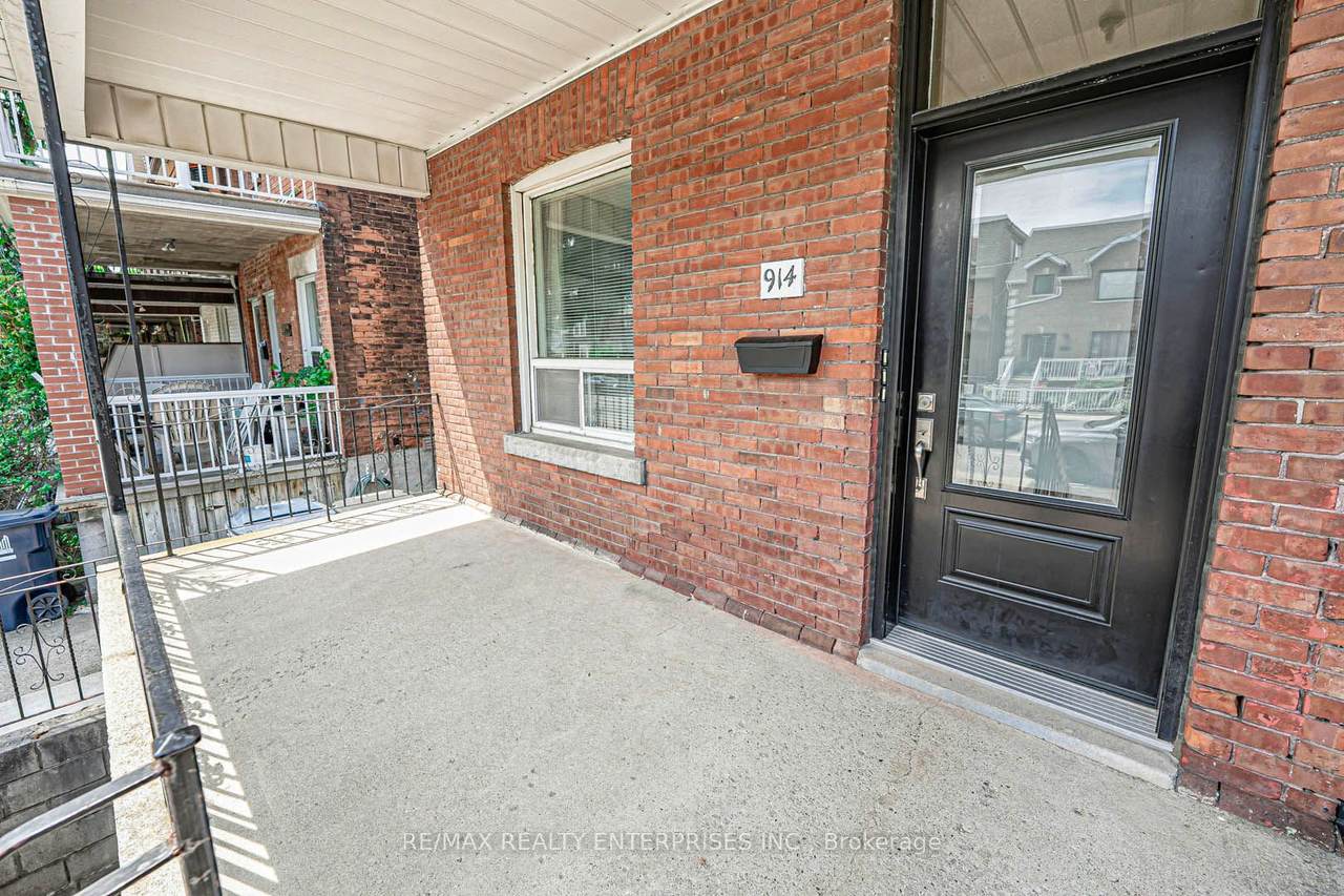 914 Dovercourt Road - Photo 1