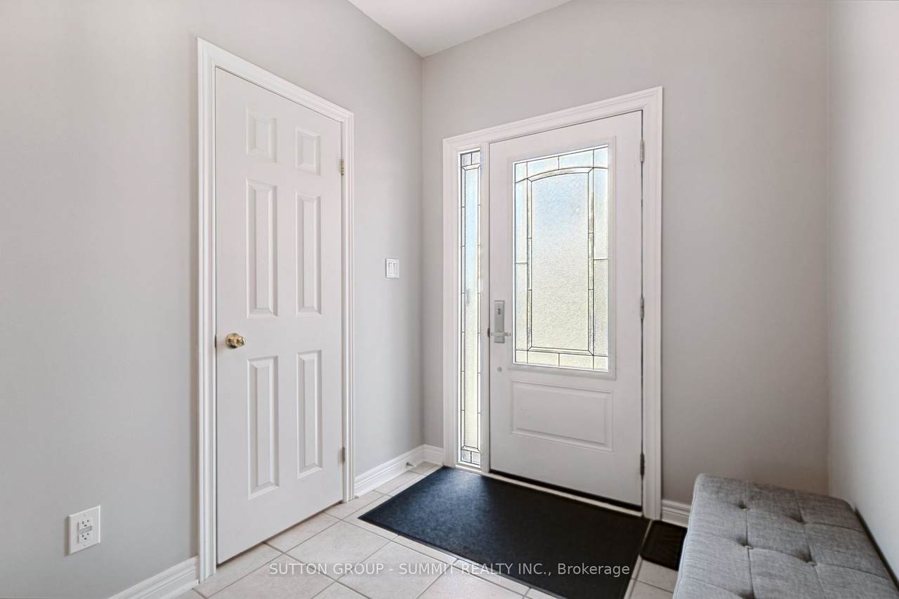 https://bt-photos.global.ssl.fastly.net/toronto/1280_boomver_1_W13514368-1.jpg