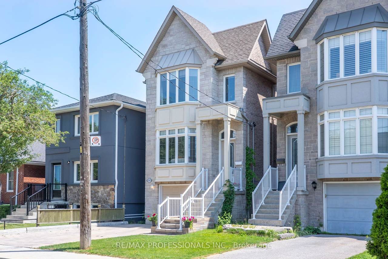https://bt-photos.global.ssl.fastly.net/toronto/1280_boomver_1_W13517398-1.jpg