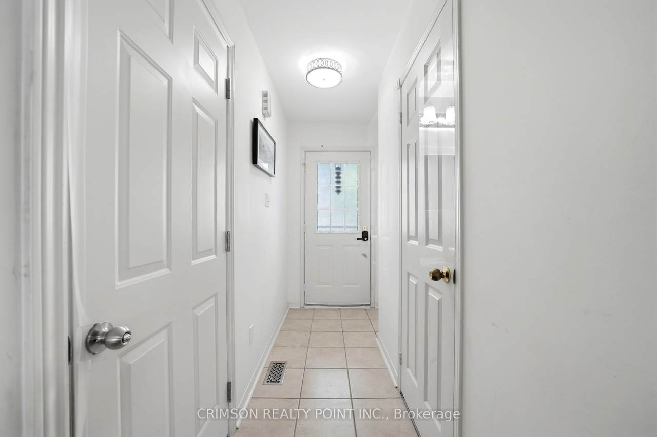 https://bt-photos.global.ssl.fastly.net/toronto/1280_boomver_1_W13517432-1.jpg