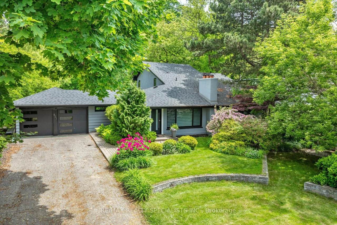 821 Parkland Avenue - Photo 1