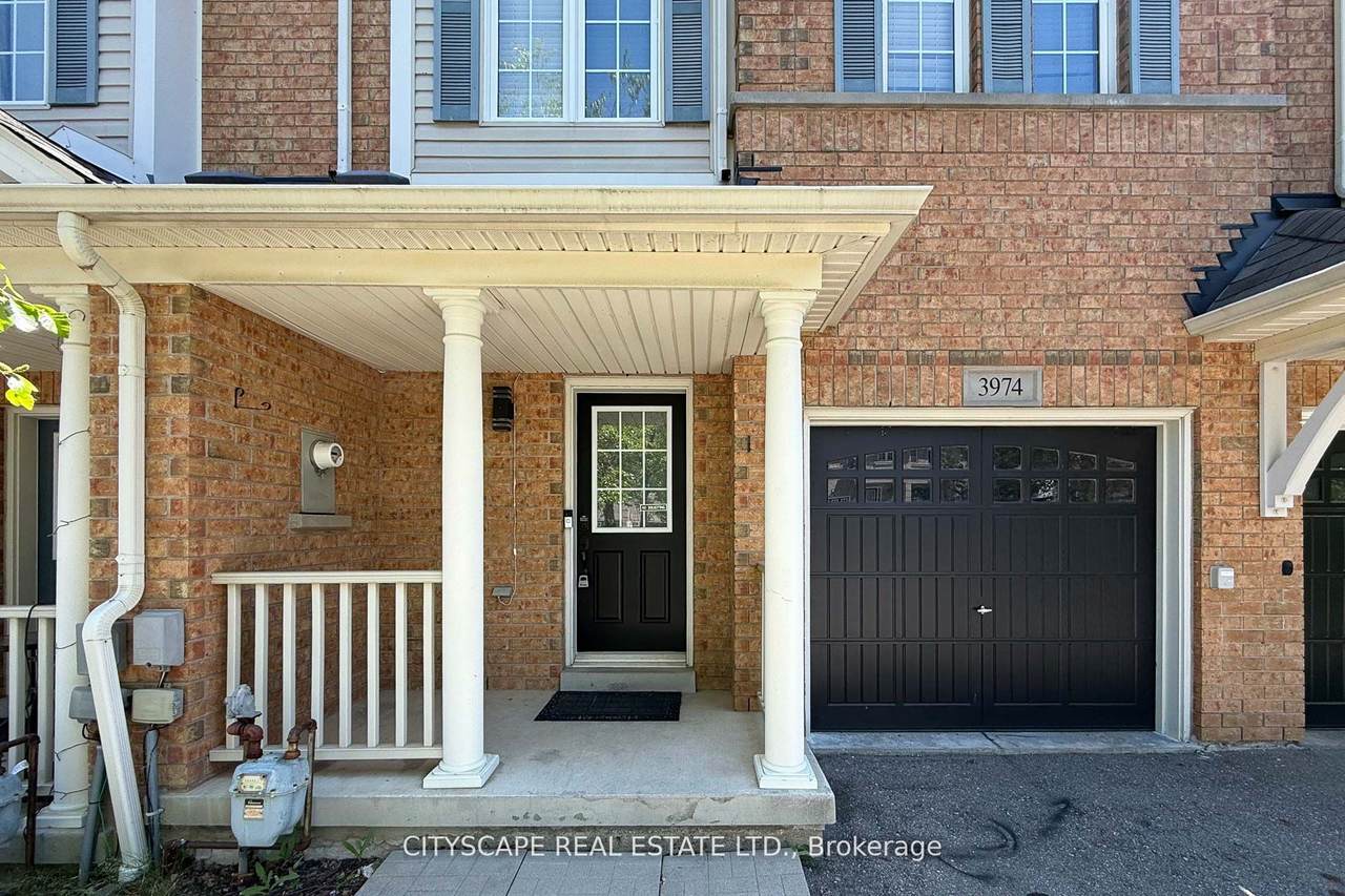 https://bt-photos.global.ssl.fastly.net/toronto/1280_boomver_1_W13519212-1.jpg