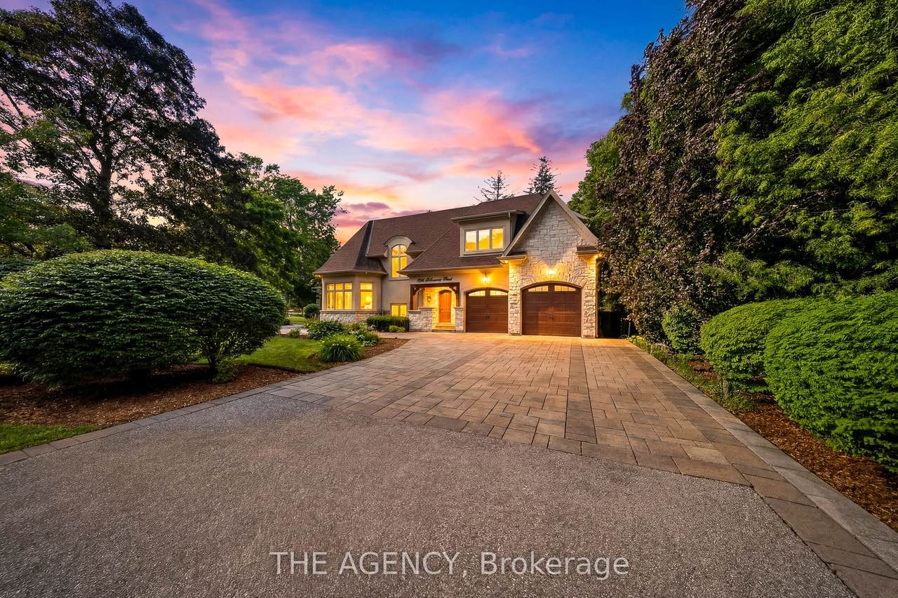 https://bt-photos.global.ssl.fastly.net/toronto/1280_boomver_1_W13520422-1.jpg