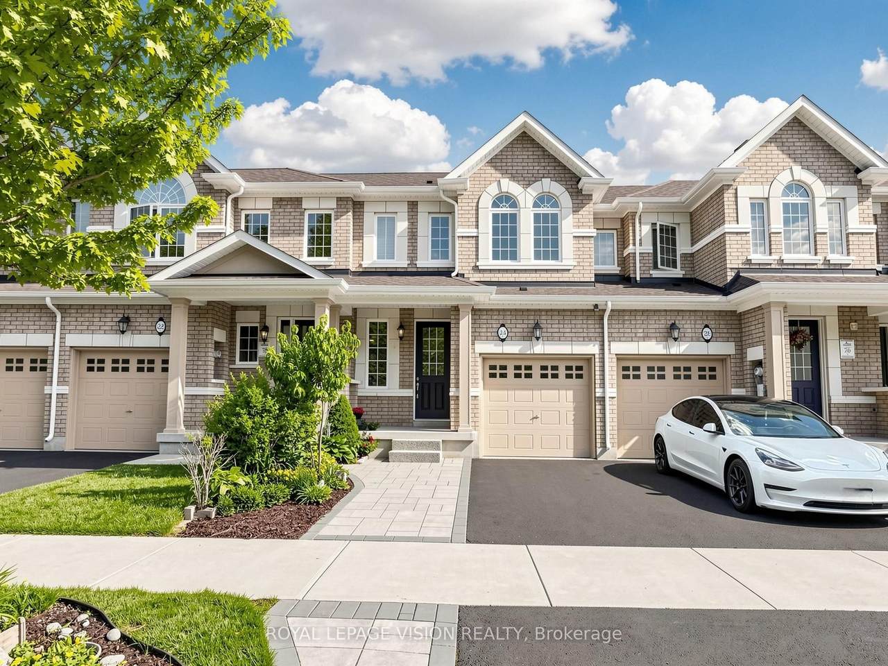 24 Pennycross Crescent - Photo 1