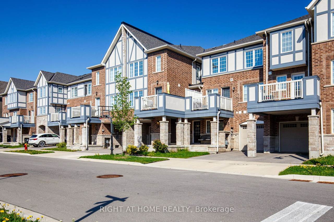 https://bt-photos.global.ssl.fastly.net/toronto/1280_boomver_1_W13541810-1.jpg