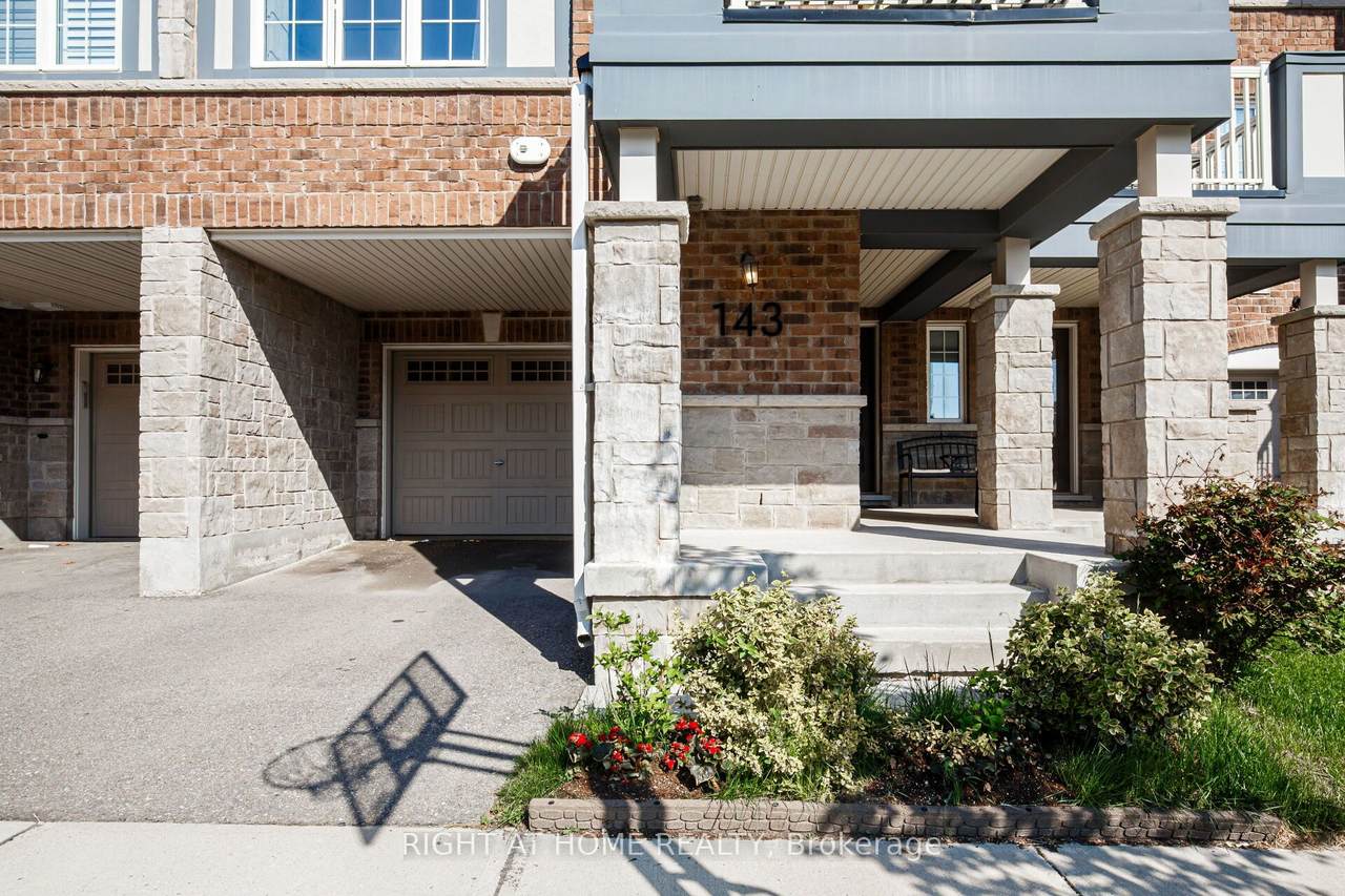 https://bt-photos.global.ssl.fastly.net/toronto/1280_boomver_1_W13541810-1.jpg