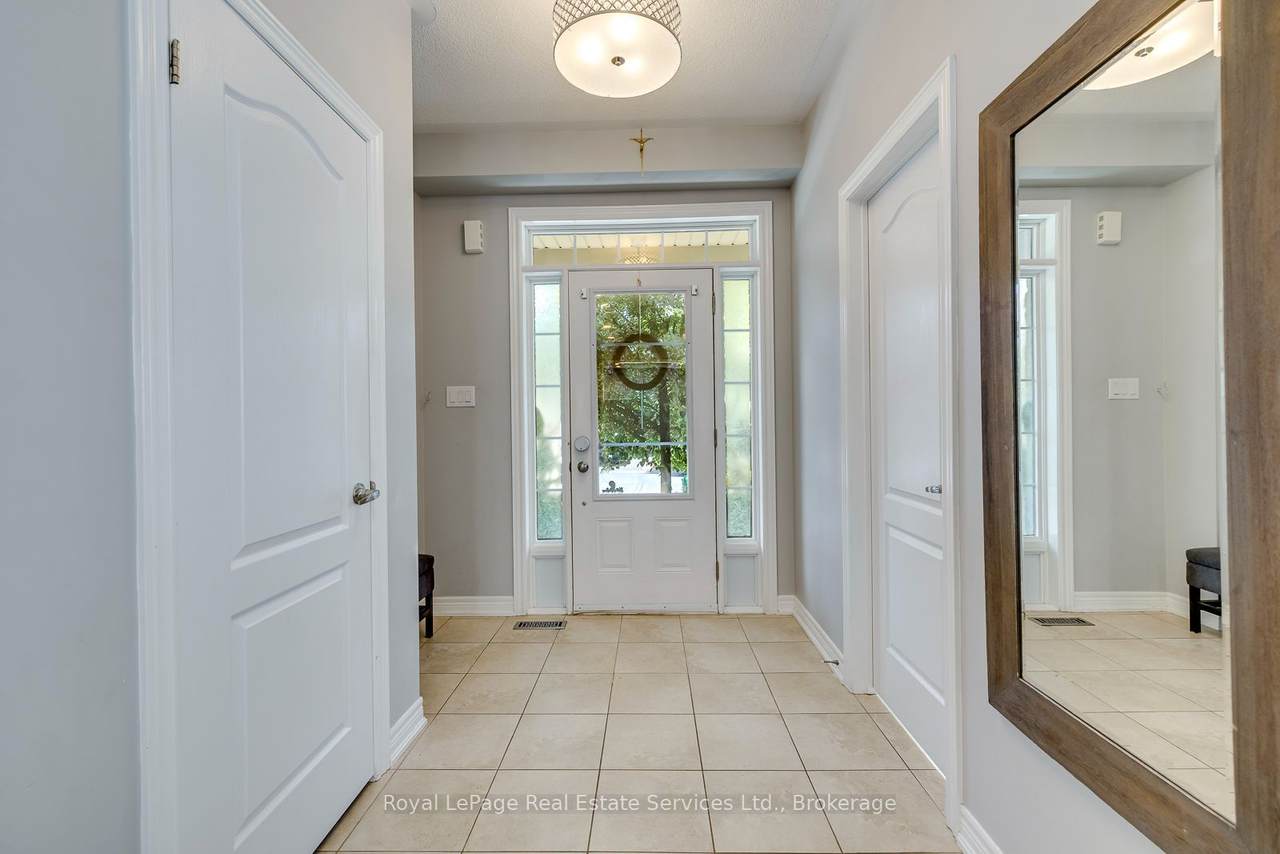 https://bt-photos.global.ssl.fastly.net/toronto/1280_boomver_1_W13543480-1.jpg