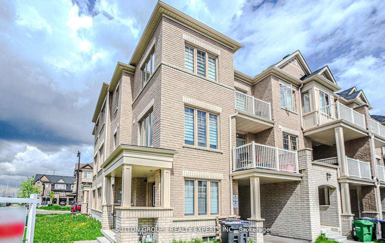 https://bt-photos.global.ssl.fastly.net/toronto/1280_boomver_1_W13551626-1.jpg