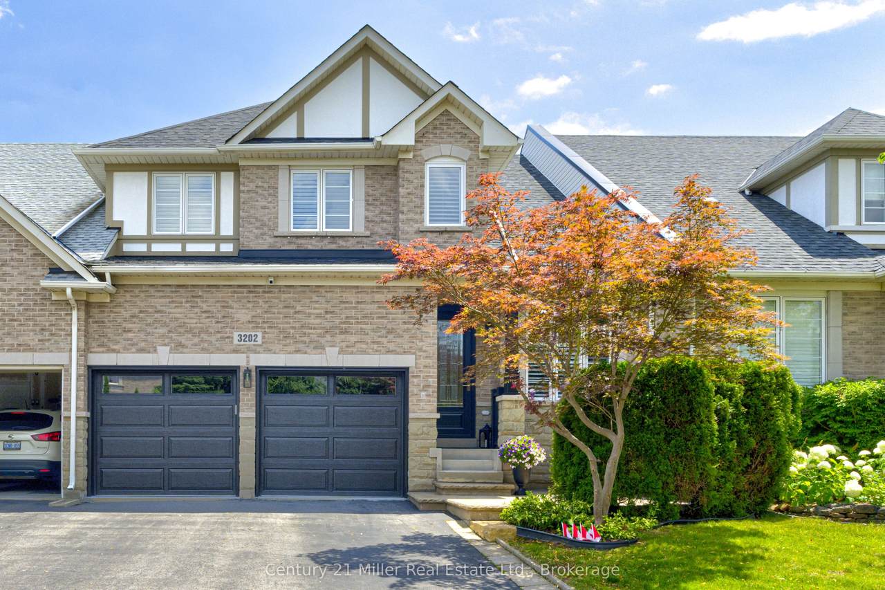 3202 Epworth Crescent - Photo 1