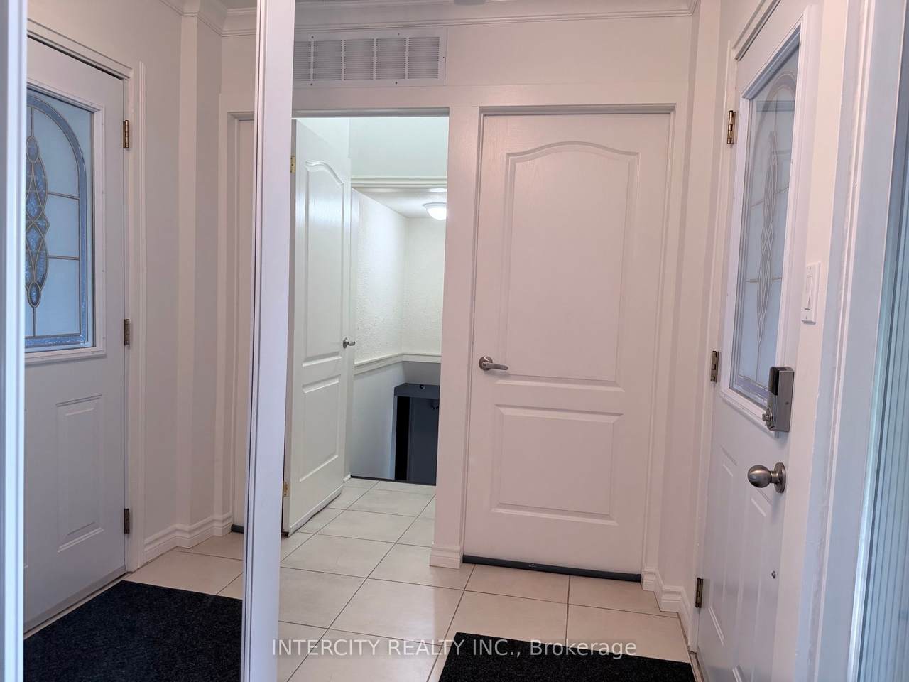 https://bt-photos.global.ssl.fastly.net/toronto/1280_boomver_1_W13609244-1.jpg