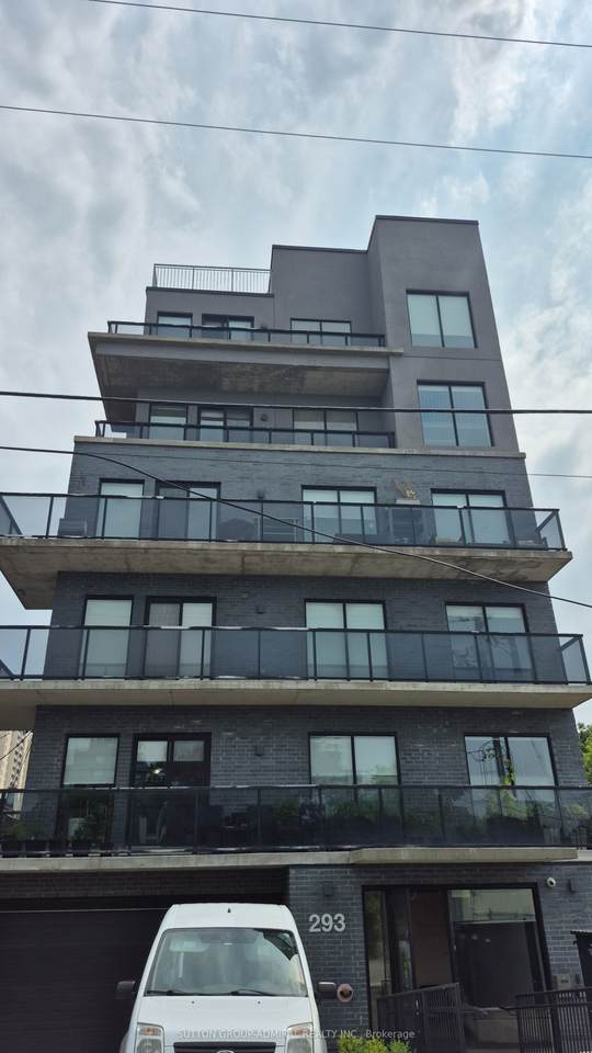 293 Viewmount Avenue - Photo 1