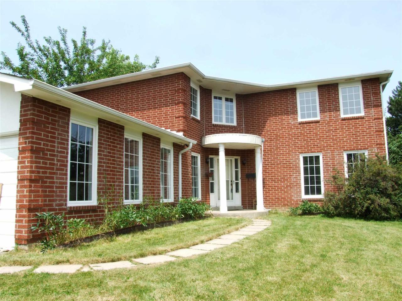 2033 Bough Beeches Blvd - Photo 1