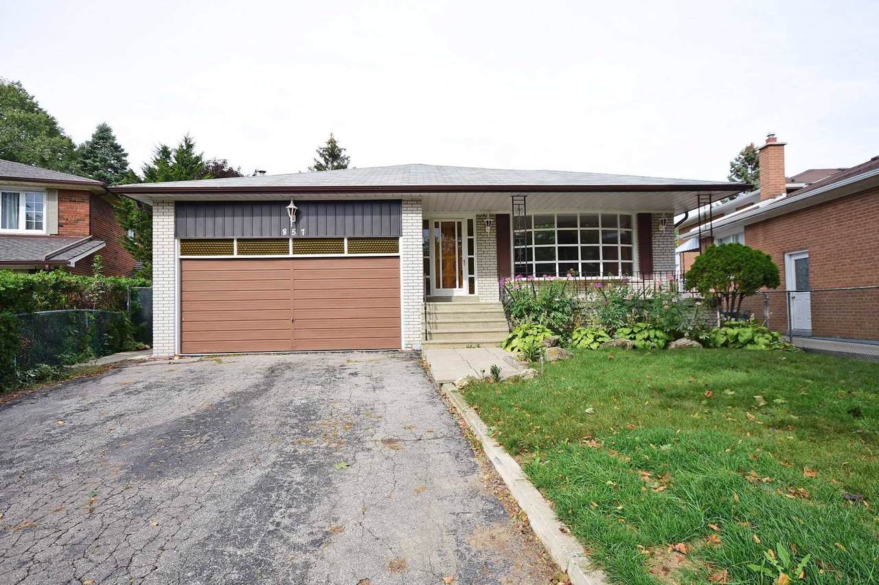 857 Hollowtree Cres - Photo 1