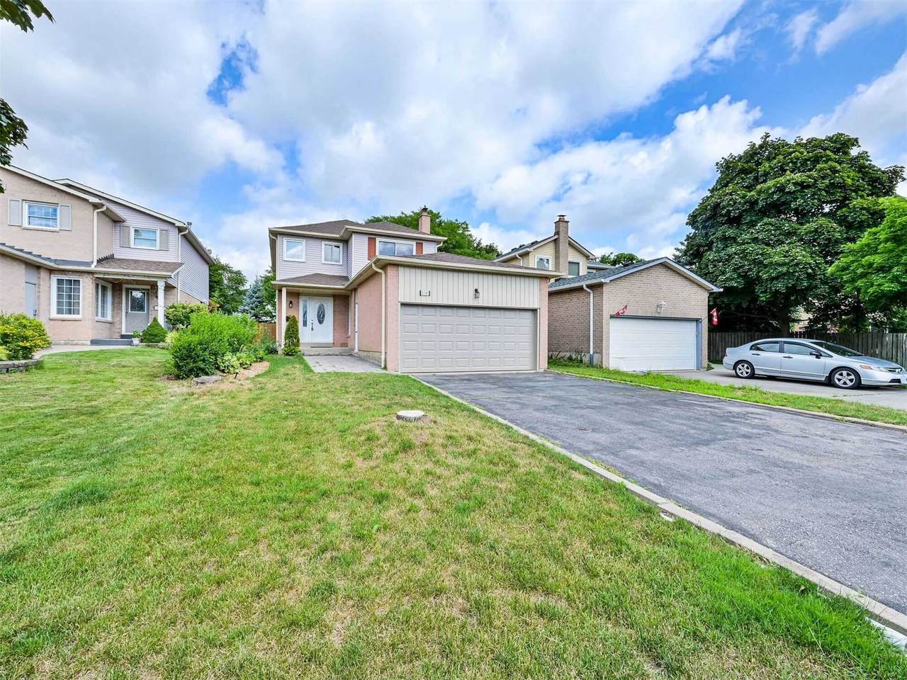 3181 Chamberlain Crt - Photo 1