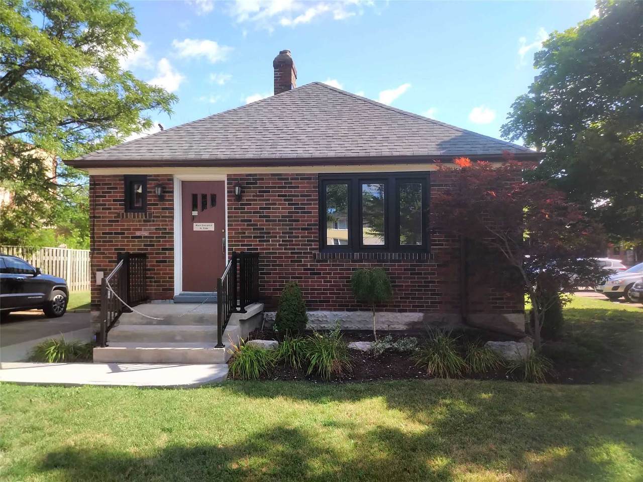 57 Queen St - Photo 1