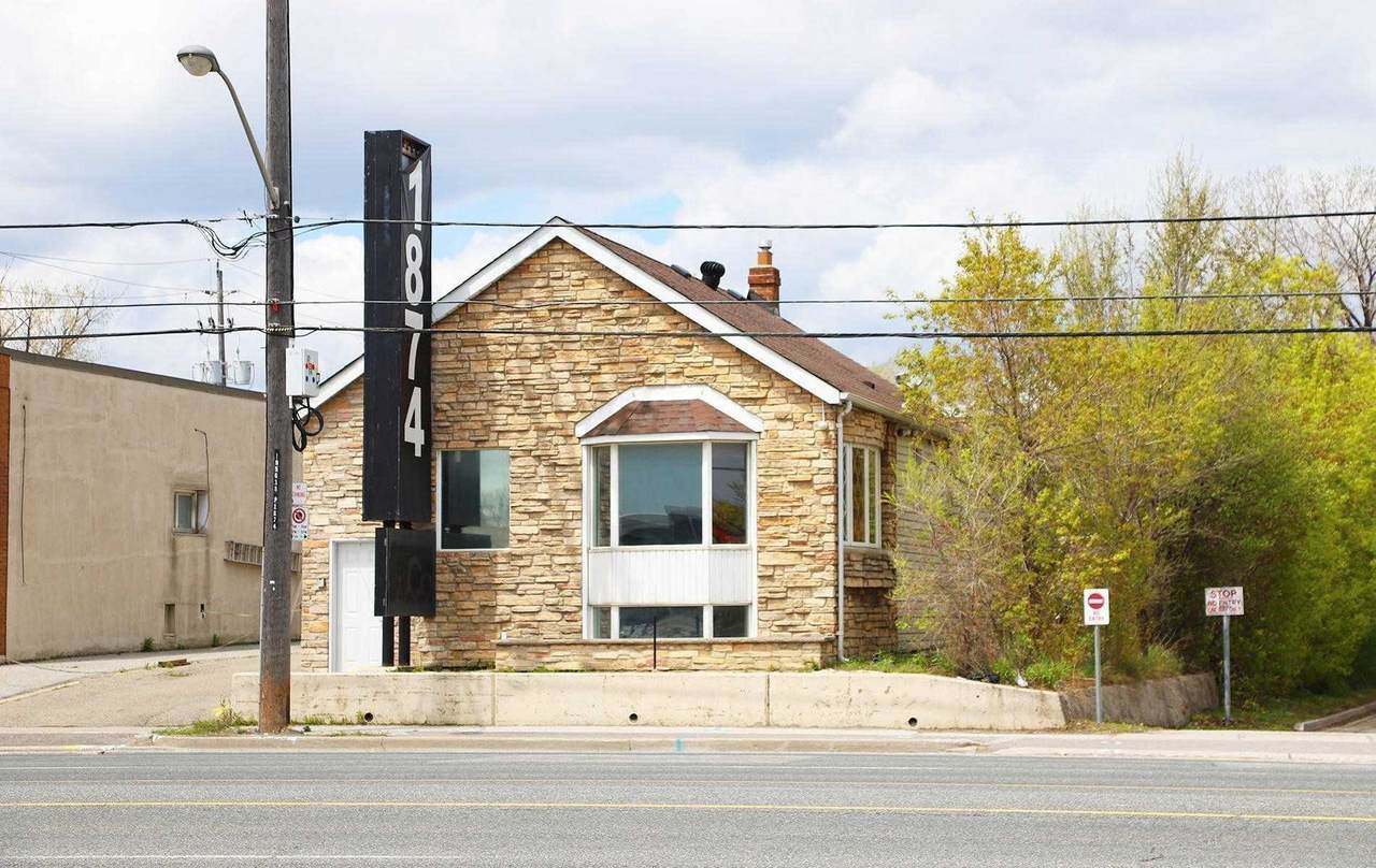 1874 Wilson Ave - Photo 1