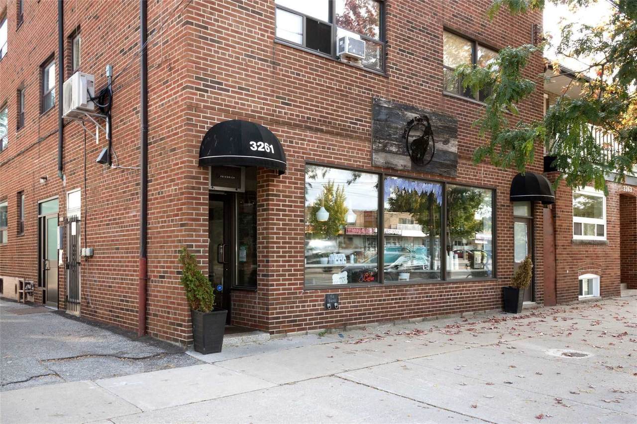 3261A Lake Shore Blvd - Photo 1