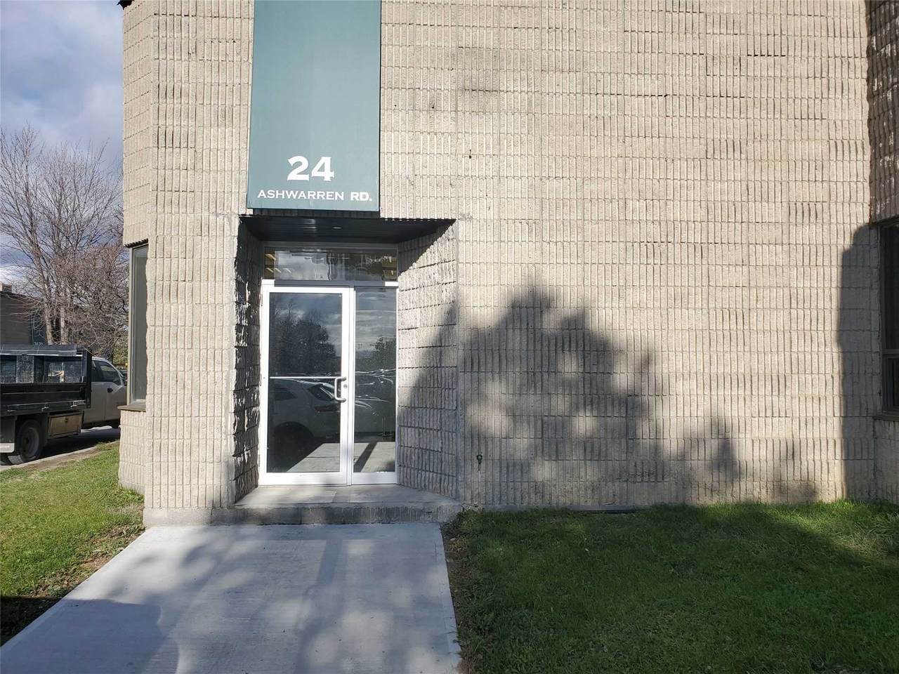 24 Ashwarren Rd - Photo 1
