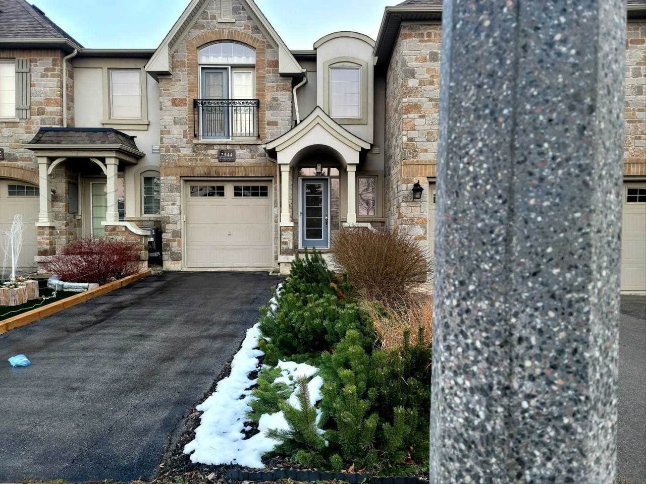 2344 Whistling Springs Cres - Photo 1