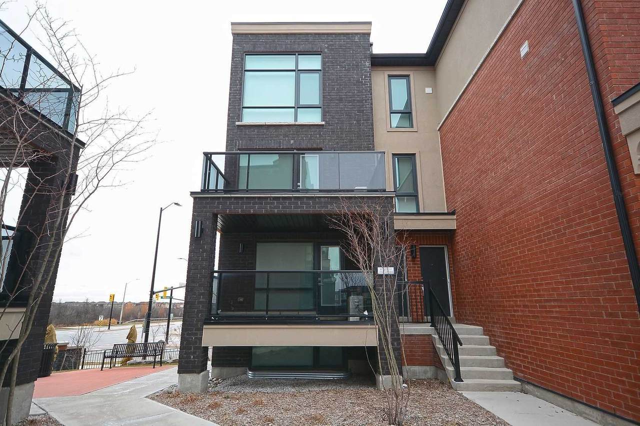 100 Dufay Rd - Photo 1