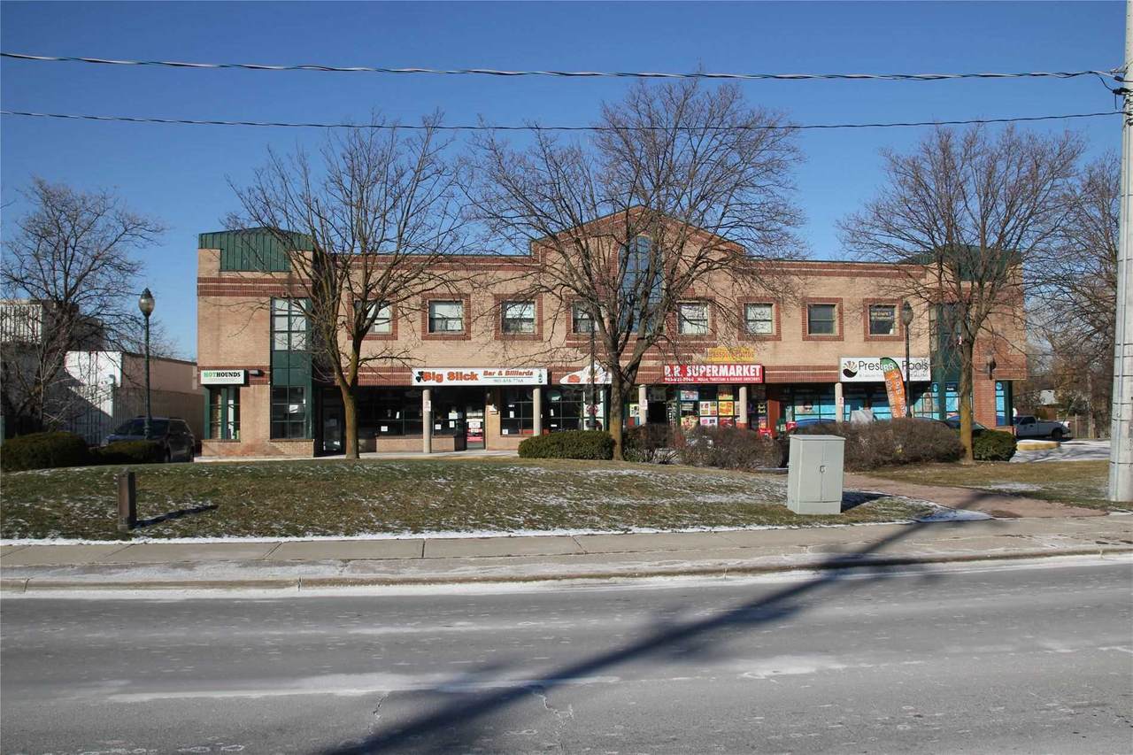 1965 Britannia Rd - Photo 1