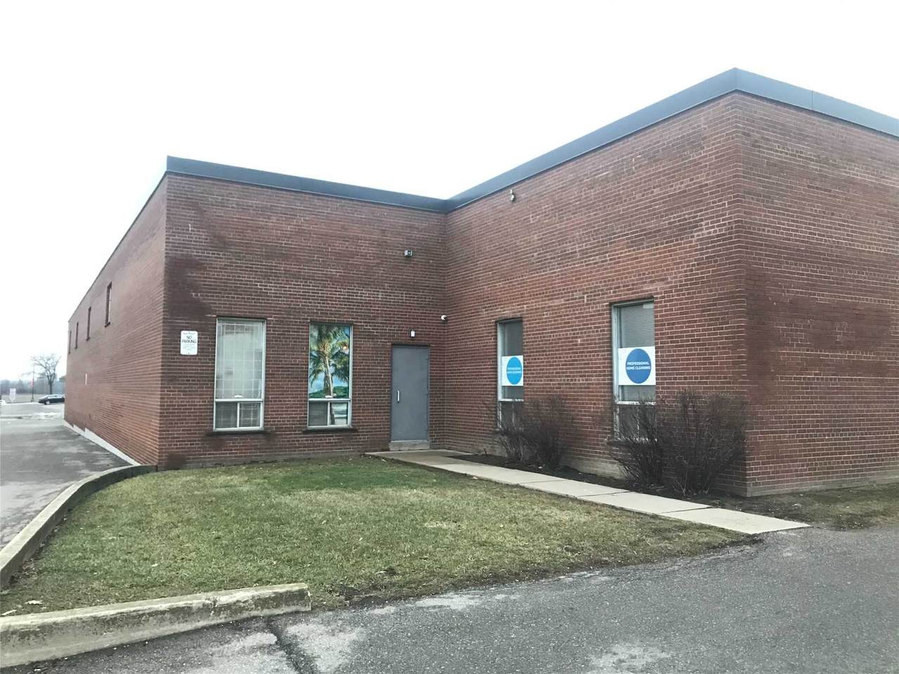 3558 Erindale Station Rd - Photo 1