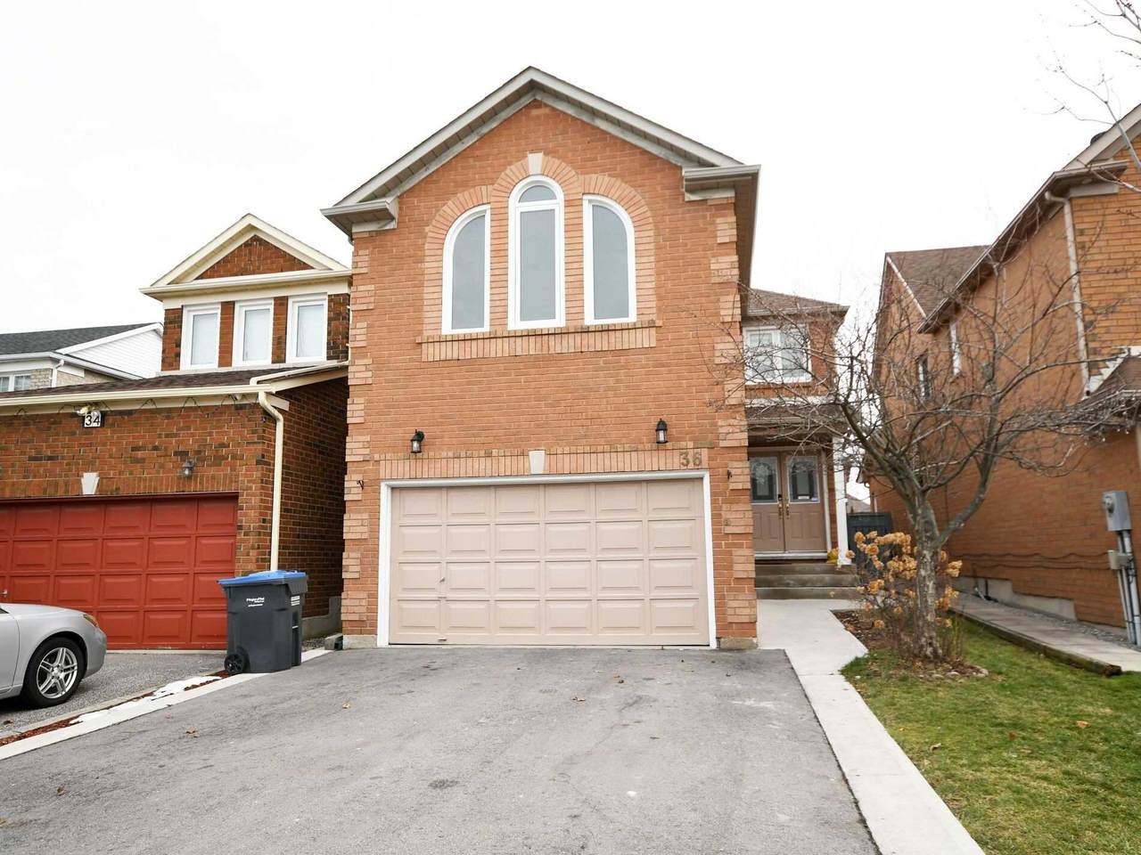 36 Buttercup Lane - Photo 1
