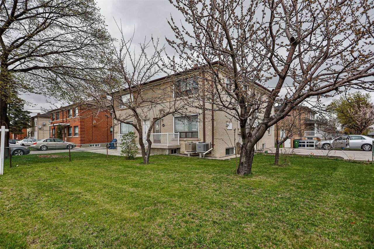 2061 Kipling Ave - Photo 1